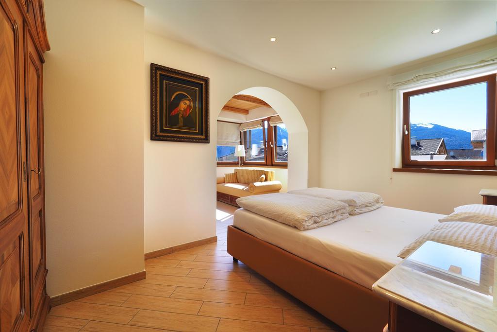 Villa Prafiori Cavalese Buitenkant foto